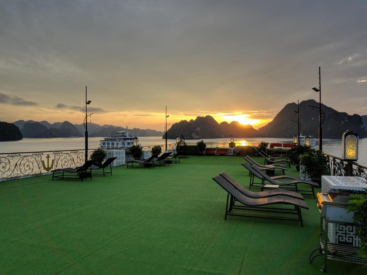 Hotel Halong Aquamarine Royal Cruise Ha Long Esterno foto