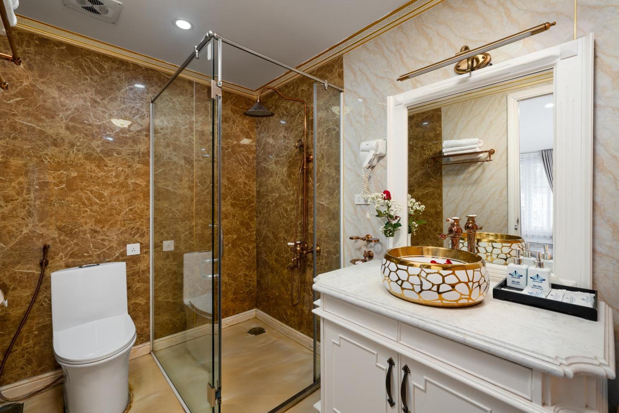 Hotel Halong Aquamarine Royal Cruise Ha Long Esterno foto